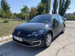 Volkswagen Golf e-Golf 36 kWh