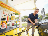 Shell intenționează să deschidă 500.000 de stații de încărcare în întreaga lume până în 2025